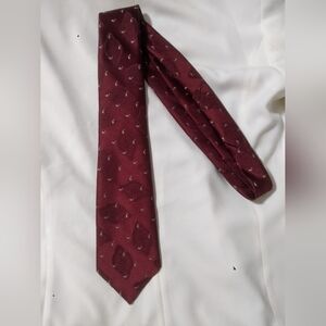 VINTAGE GIAN PAOLO ITALY MEN'S tie burgundy red with white drop pattern
